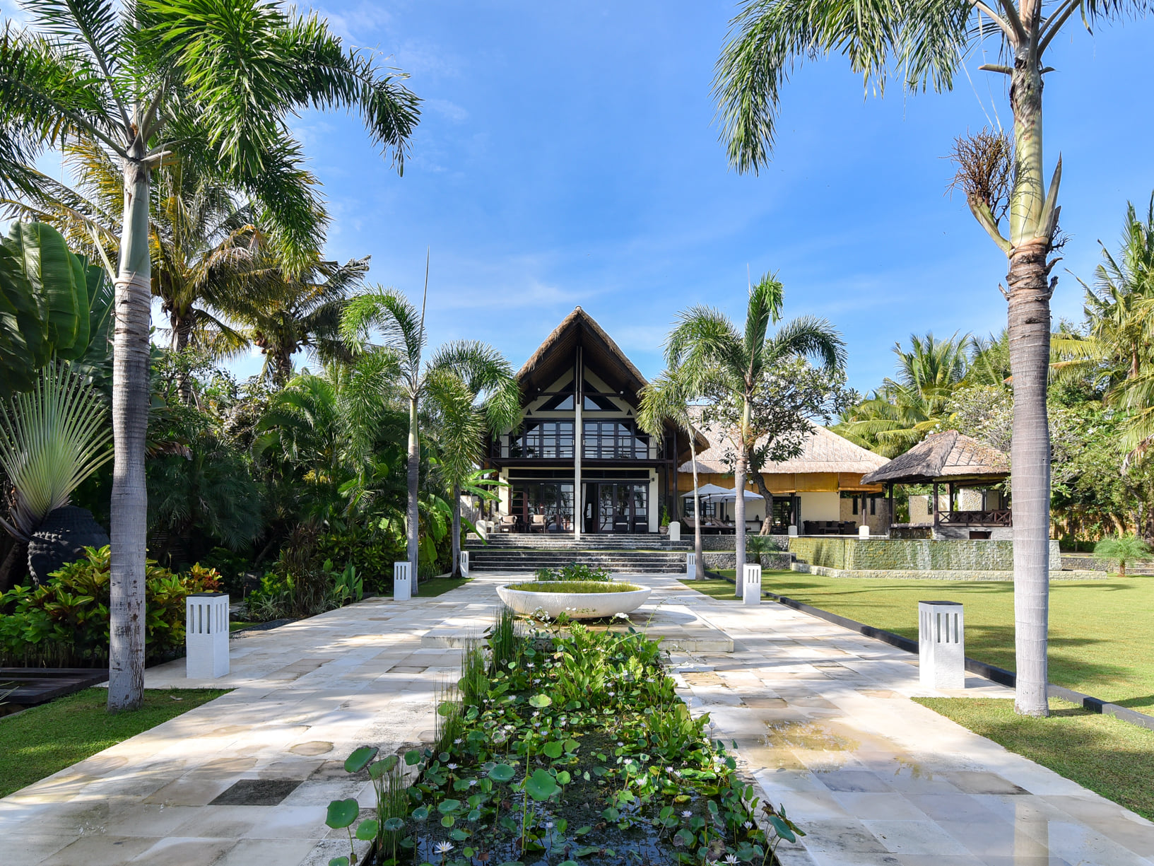 Villa dijual di Singaraja Bali