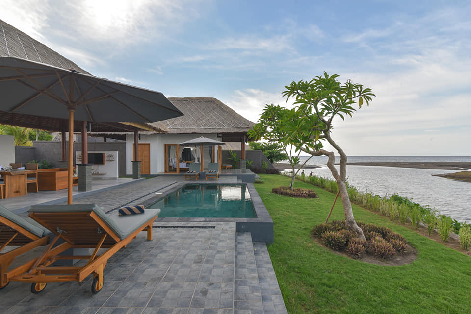 Villa Pinggir Pantai dijual di Singaraja