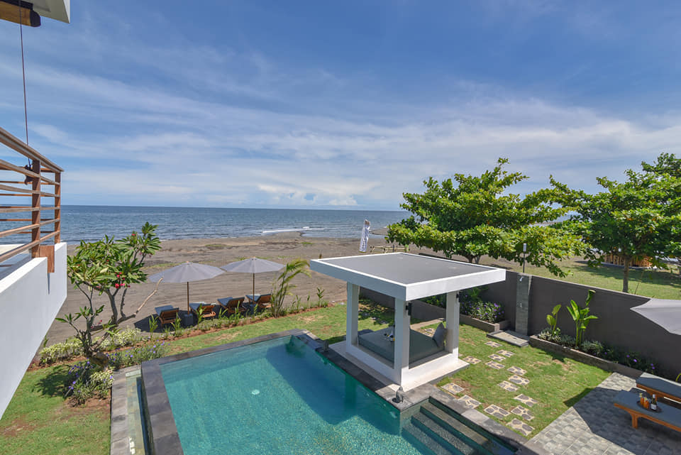 Villa Pinggir Pantai dijual di Singaraja