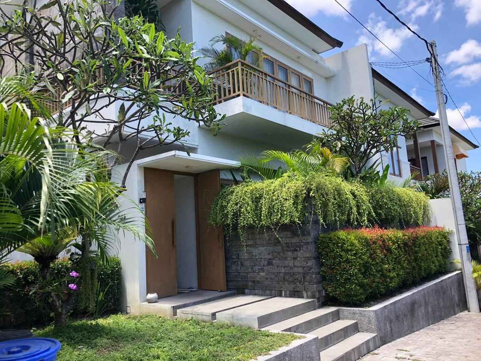 Villa dijual di Canggu Bali