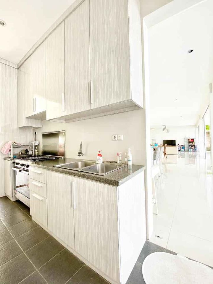 Villa dijual di Jimbaran Bali