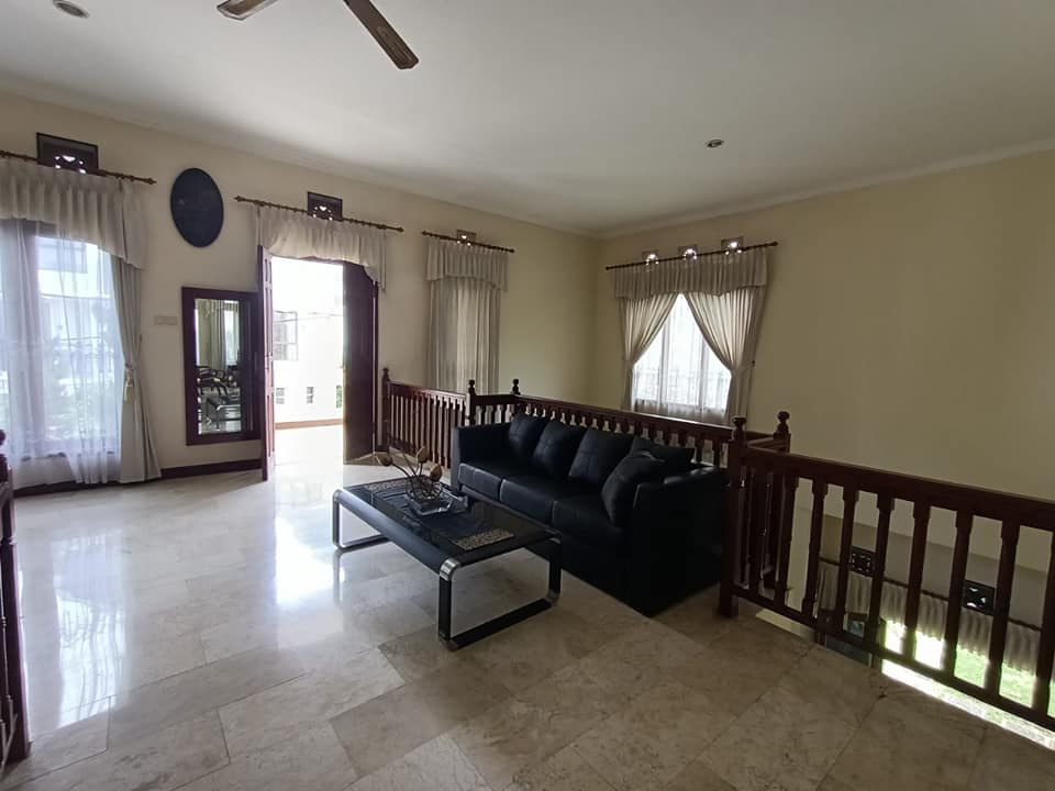 Villa dijual di Kerobokan Bali