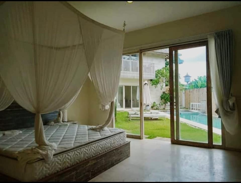 Villa dijual di Kerobokan Bali