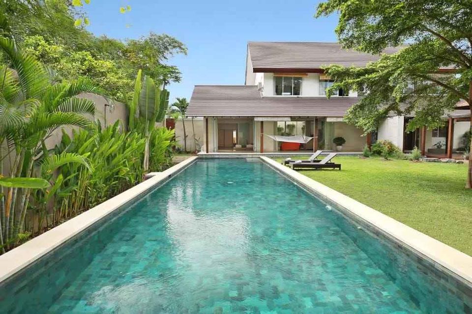 Villa dijual di Kerobokan Bali