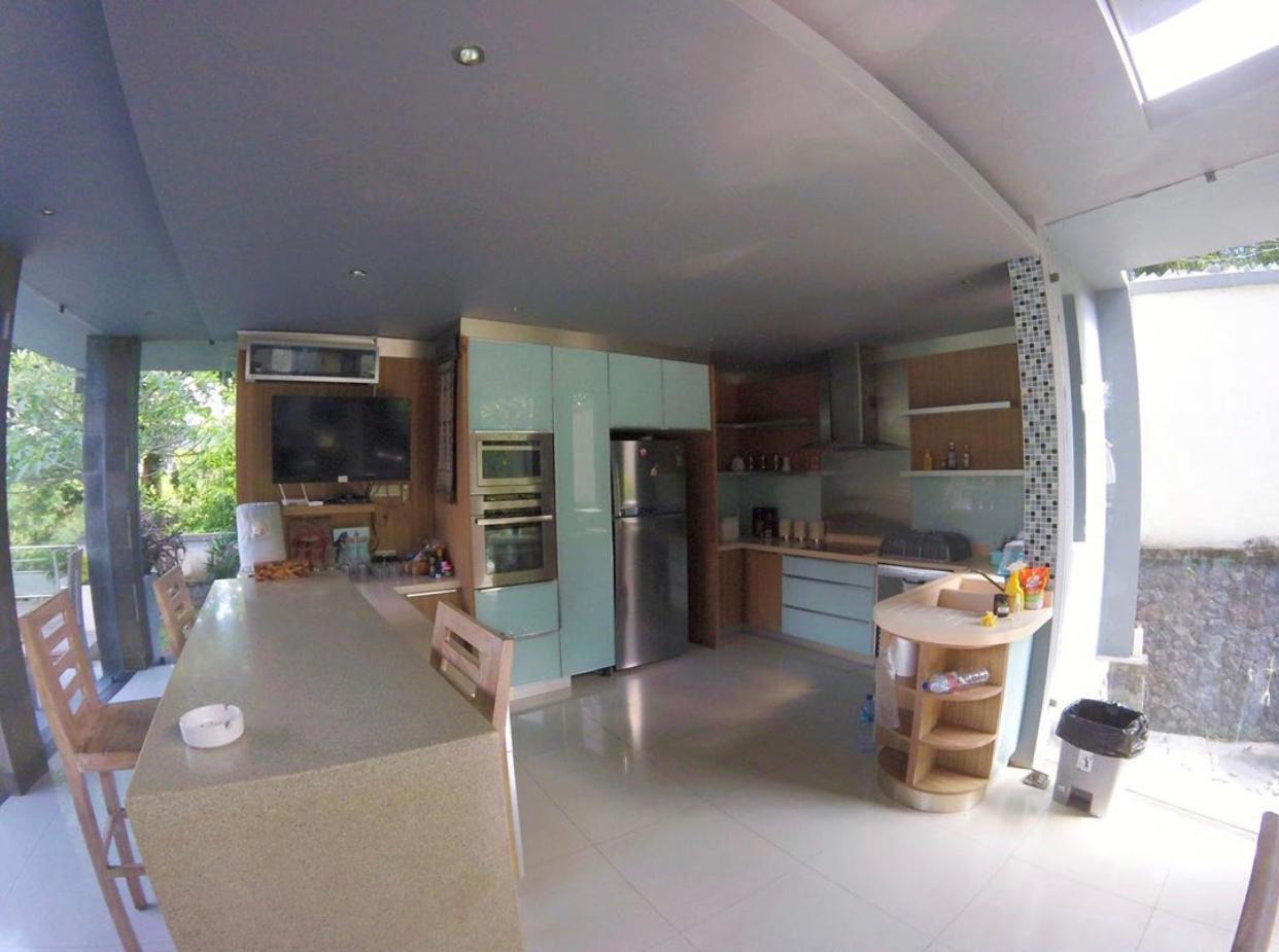 Villa dijual di Pererenan Bali