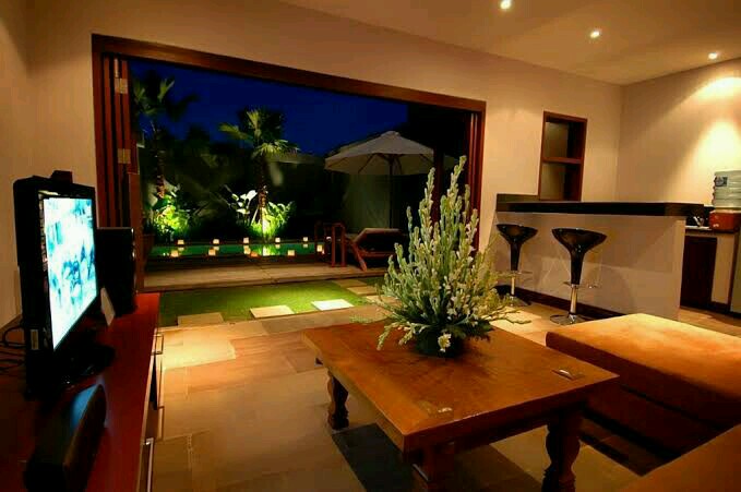 Villa dijual di Seminyak Bali