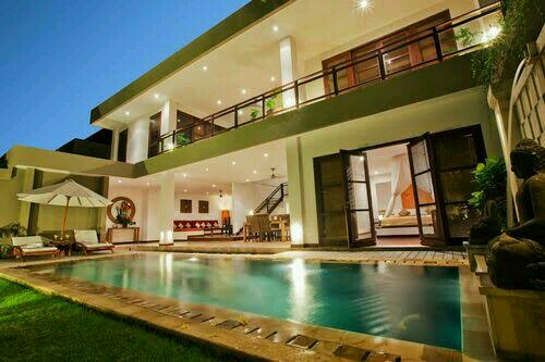 Villa dijual di Seminyak Bali