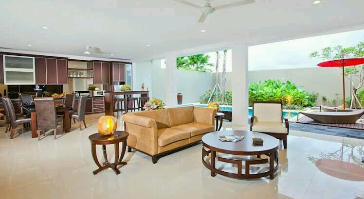 Villa dijual di Seminyak Bali