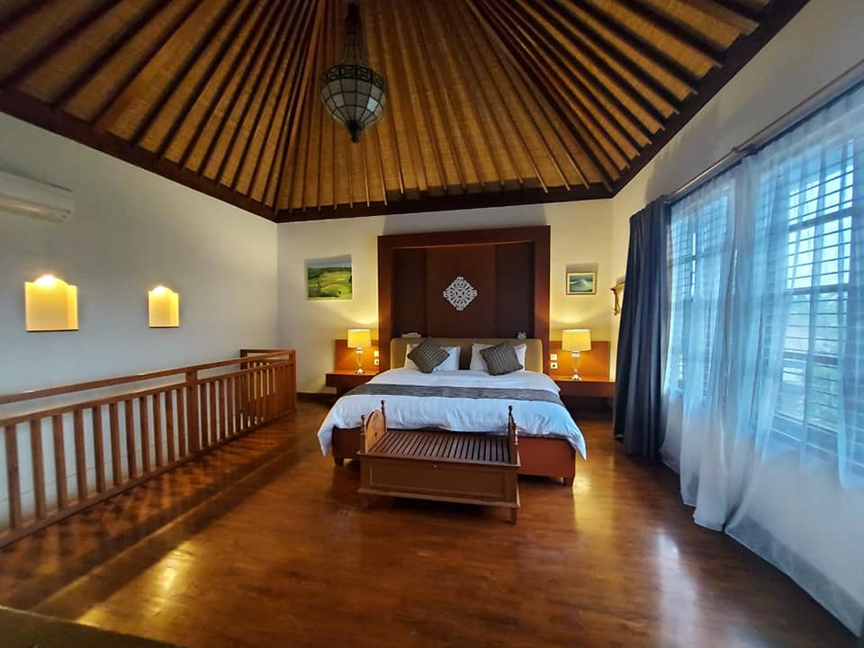 Villa dijual di Seminyak Bali