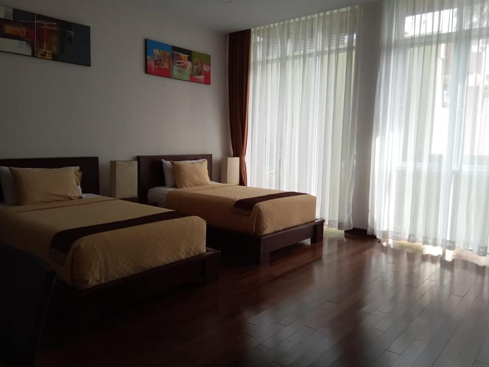 Villa dijual di Seminyak Bali